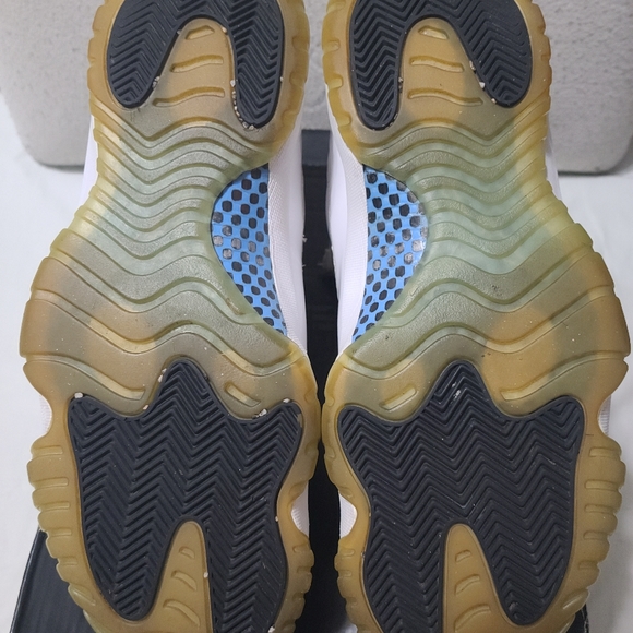 Jordan Retro 11 - Picture 3 of 4
